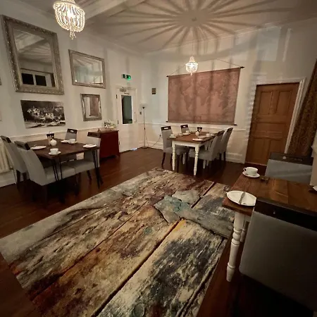 The Woodlands Nocleg ze śniadaniem