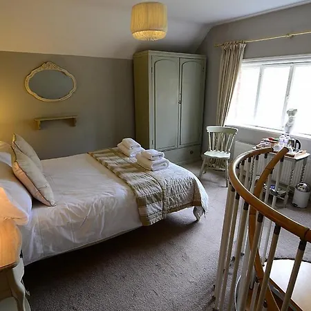 The Woodlands Couette-café 3*